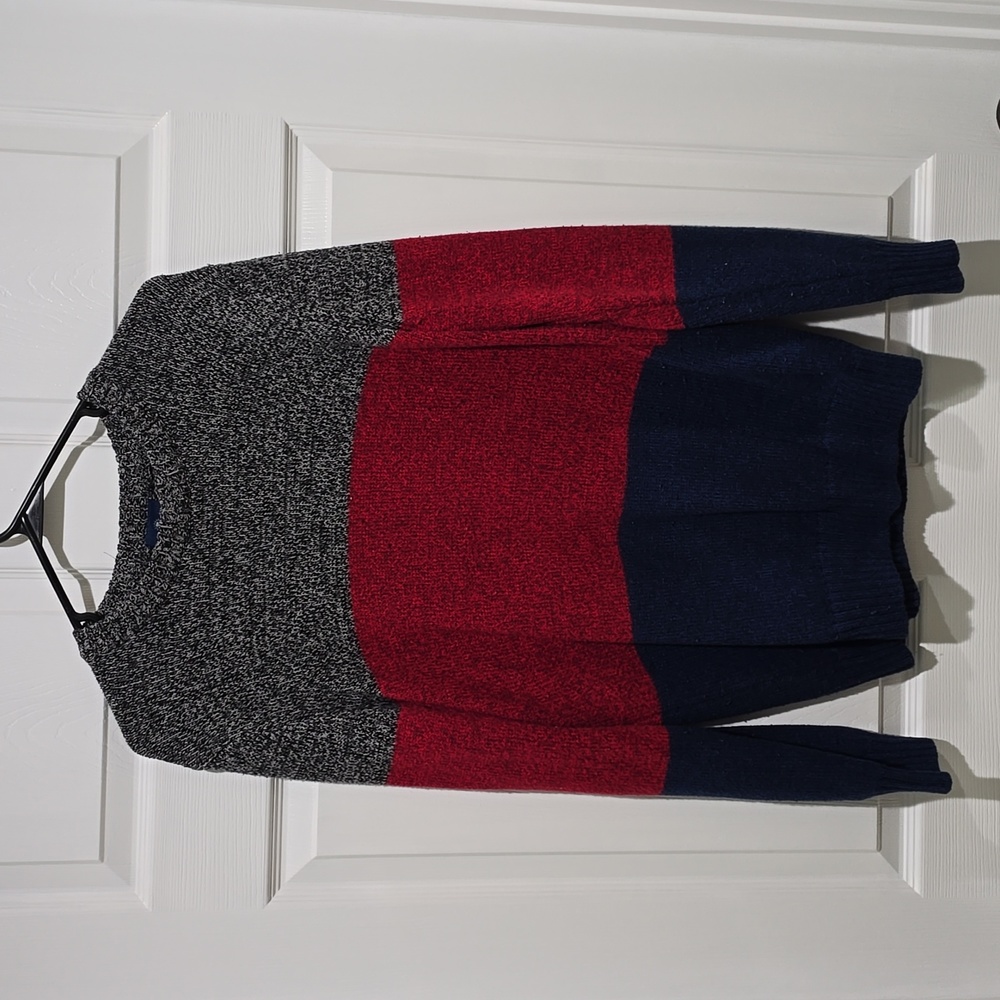 Old Navy Sweater